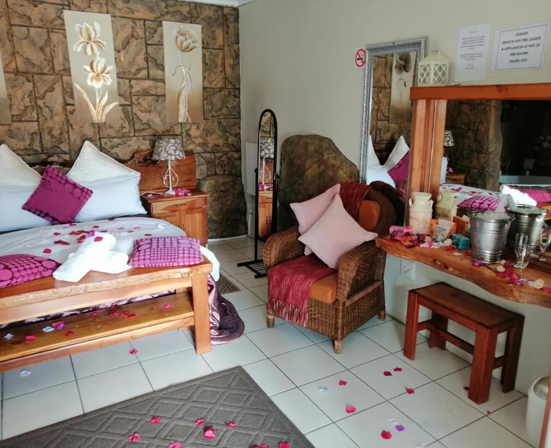Castle Lodge Boksburg Extérieur photo