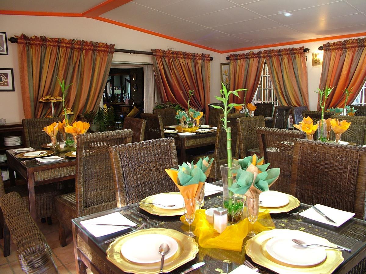 Castle Lodge Boksburg Extérieur photo