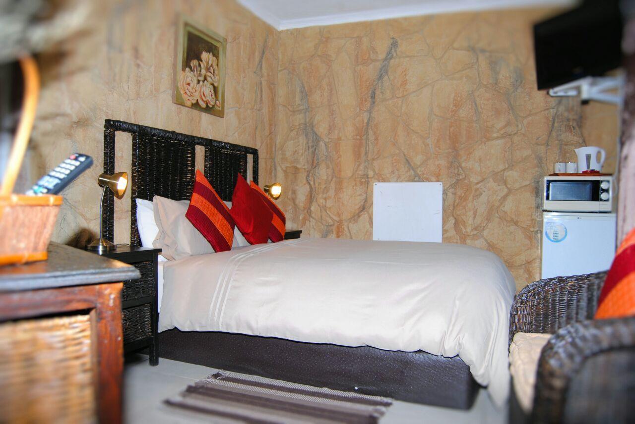 Castle Lodge Boksburg Extérieur photo