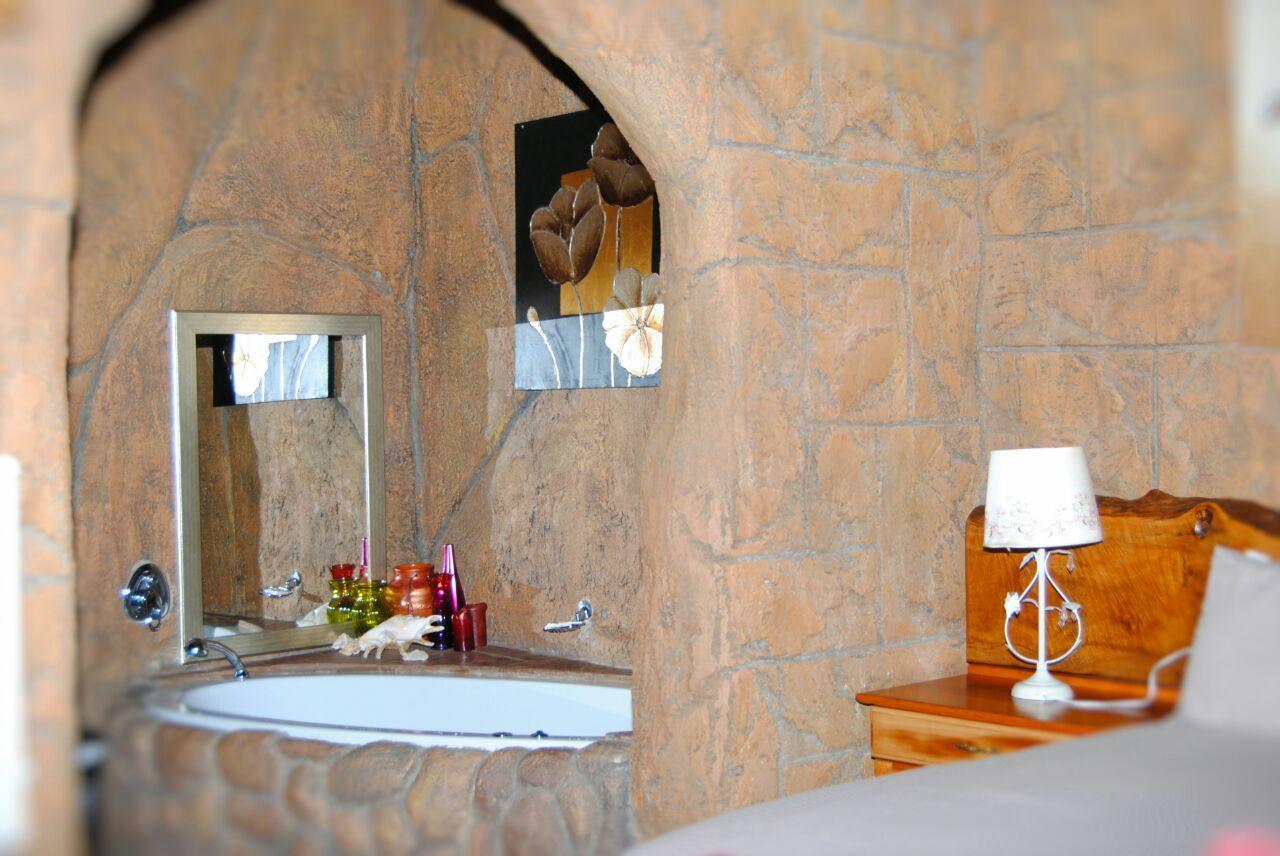 Castle Lodge Boksburg Extérieur photo